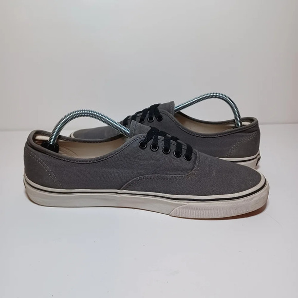 Vans Solid Gray Classic White Sole Lace Up Shoes Men Size 11 TC6D (202 Box 24) - Picture 3 of 9